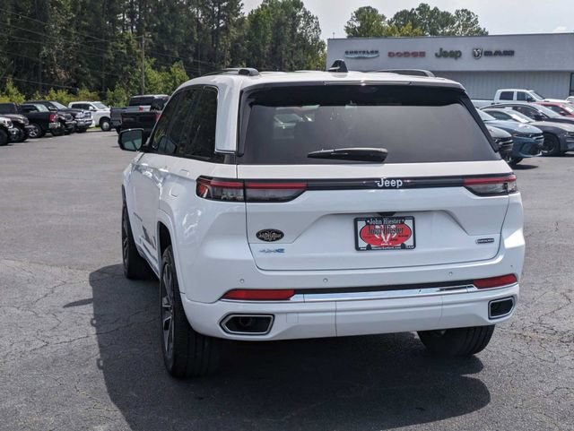 New 2024 Jeep Grand Cherokee Overland w/ Advanced Protech Group III AWD/4WD image 5