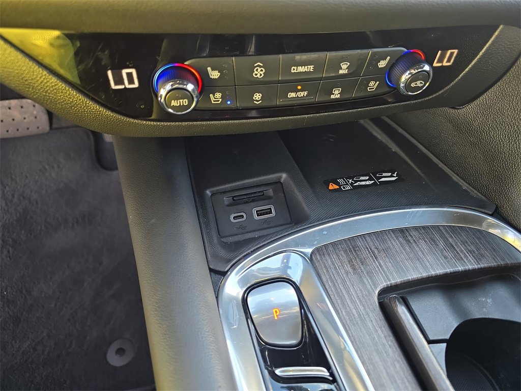 Used 2024 Buick Enclave Avenir w/ Trailering Package, 5000 lbs. image 25