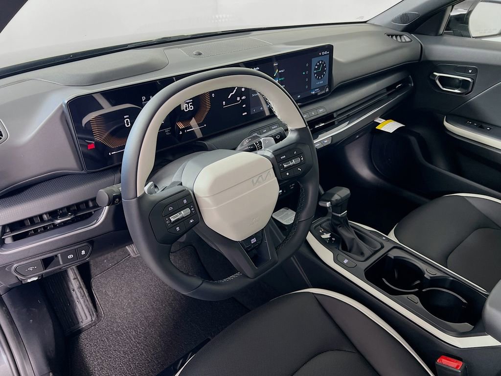 New 2026 Kia K4 GT-Line image 9
