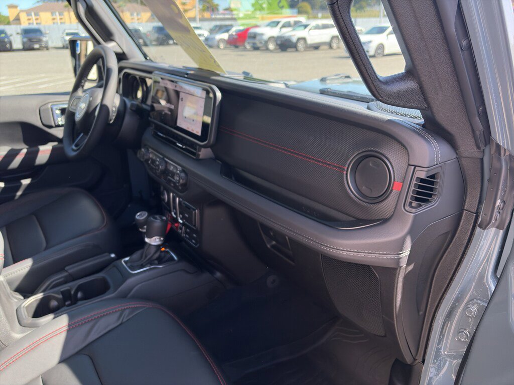 Used 2026 Jeep Wrangler Rubicon image 23