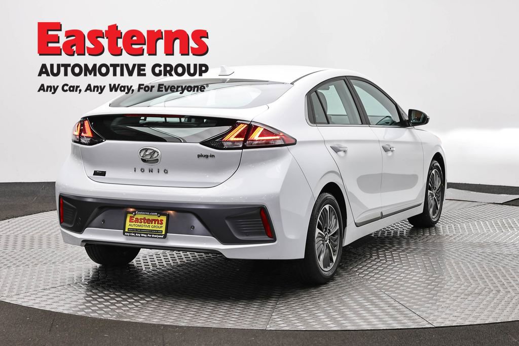Used 2021 Hyundai Ioniq Limited FWD image 5