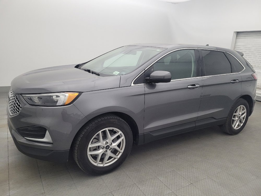 Used 2024 Ford Edge SEL image 2