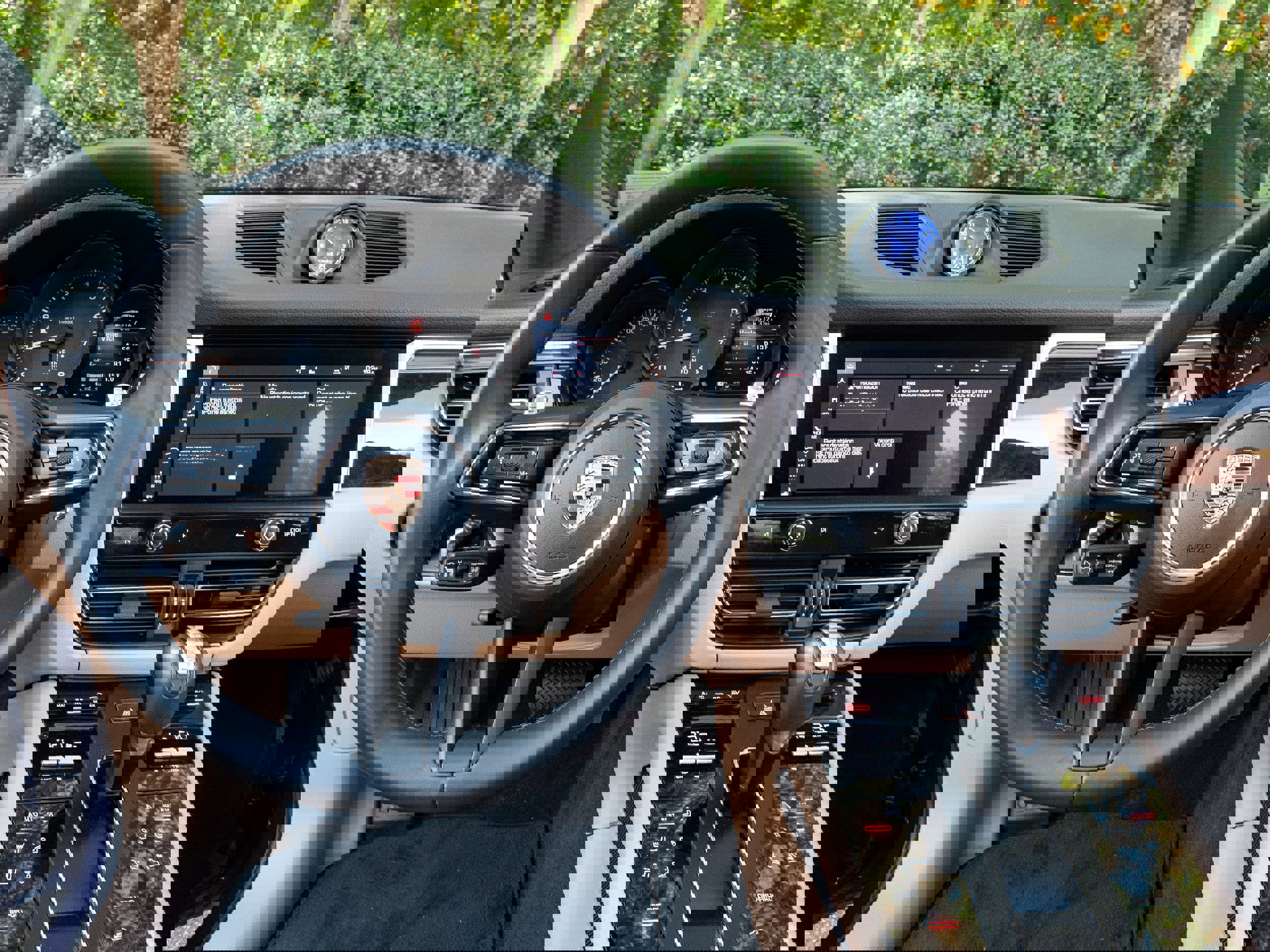 Used 2024 Porsche Macan image 22