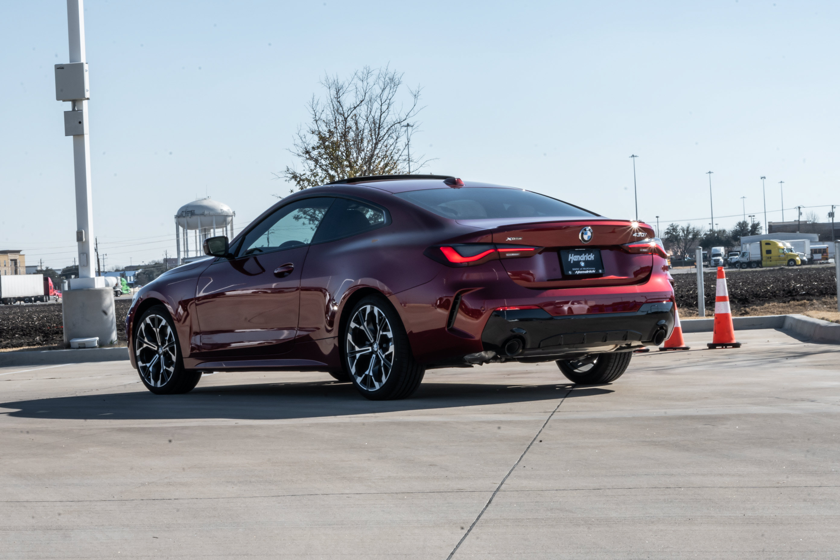 Used 2026 BMW 430i xDrive Coupe w/ M Sport Package AWD/4WD image 3