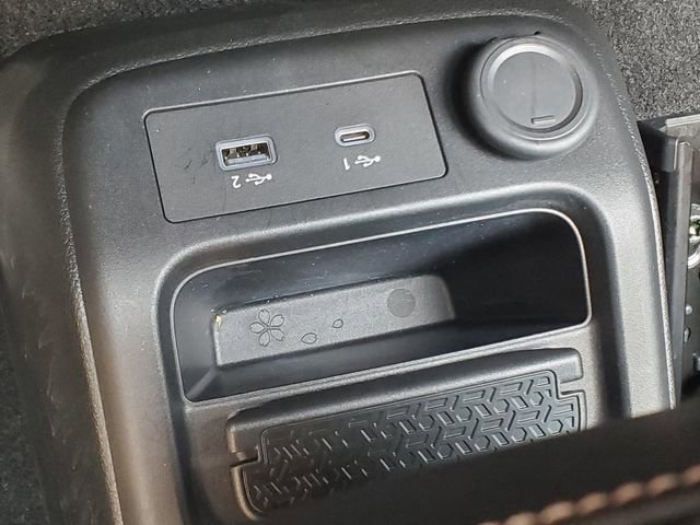 Certified 2023 Nissan Ariya FWD image 24