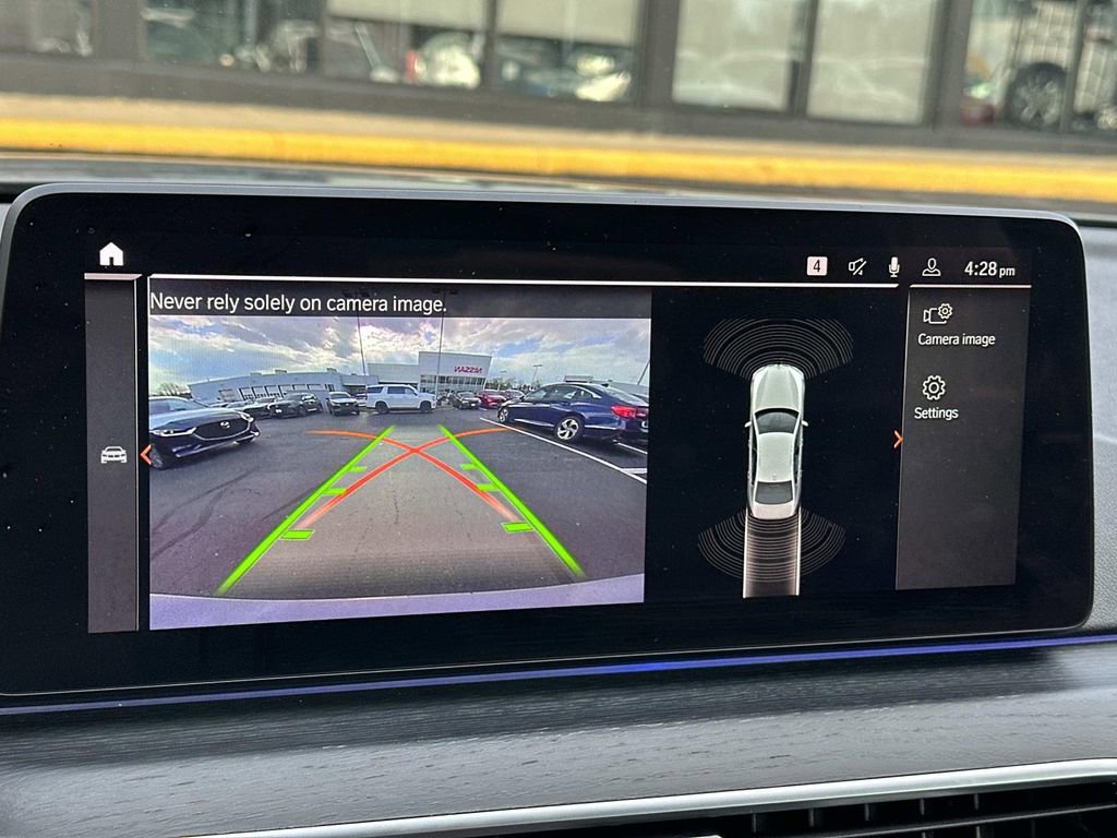 Used 2023 BMW 530i xDrive w/ Premium Package image 12