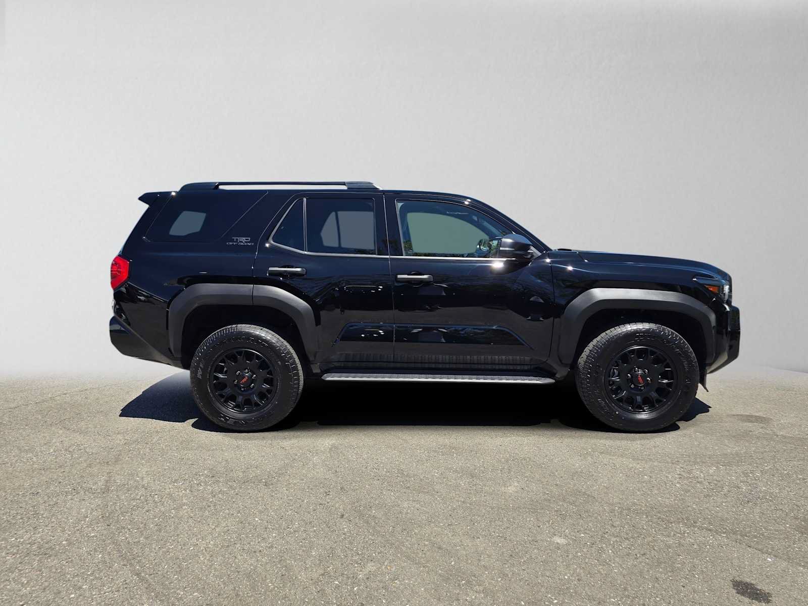 Used 2026 Toyota 4Runner TRD Off-Road Premium AWD/4WD image 2
