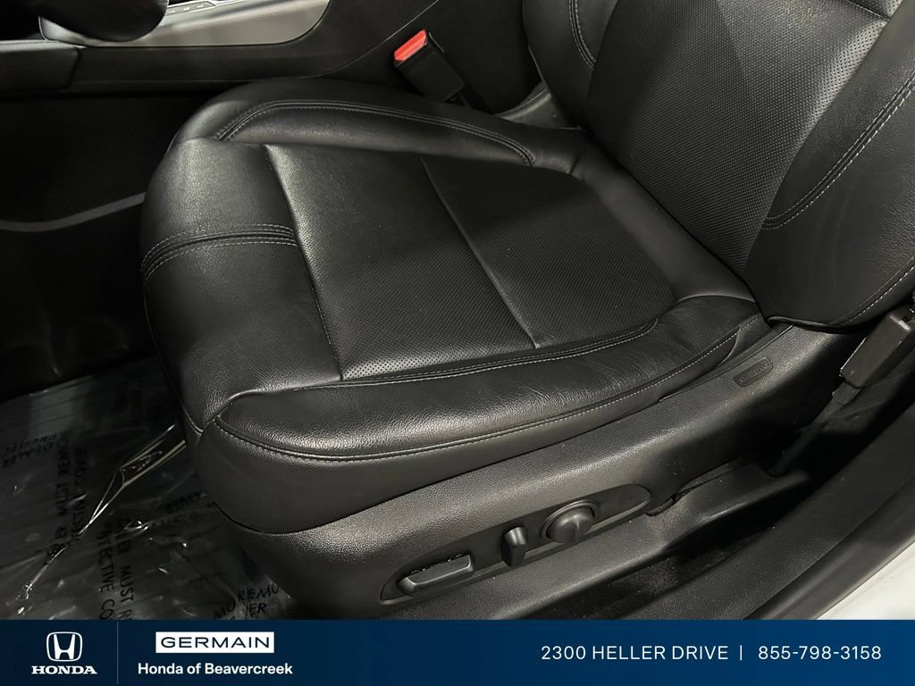 Used 2020 Chevrolet Blazer LT w/ Sound & Technology Package AWD/4WD image 19