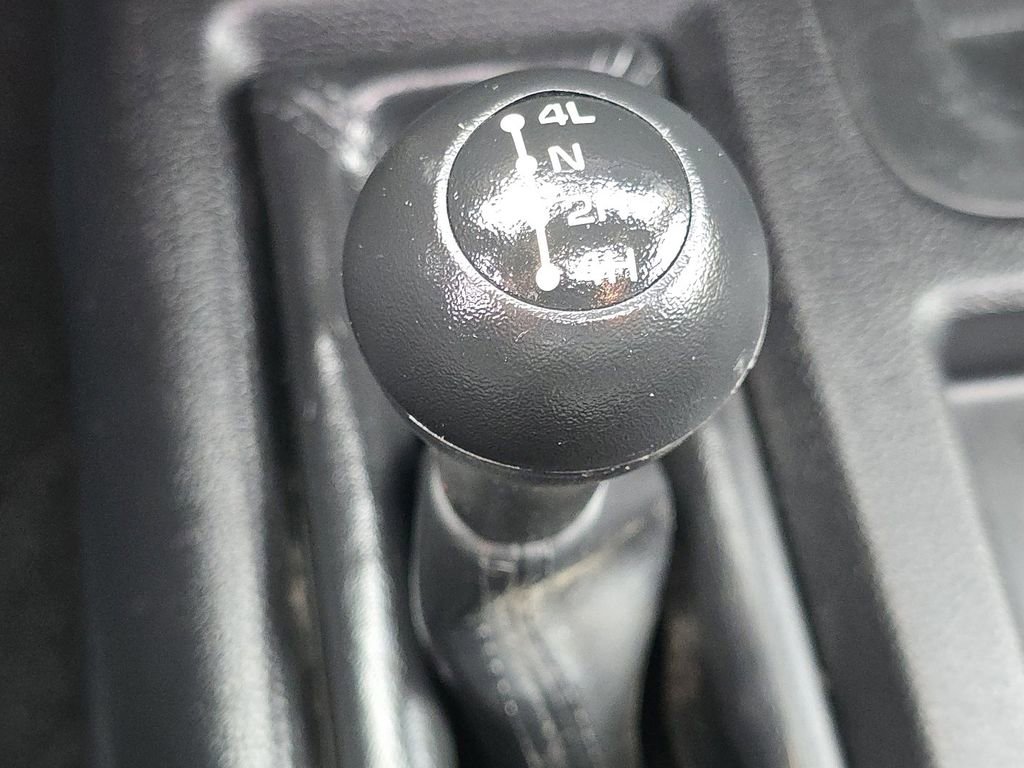 Used 2018 RAM 2500 Power Wagon w/ Leather & Luxury Group image 33