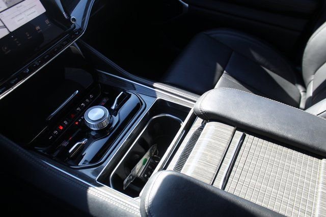 Used 2022 Jeep Wagoneer Series II w/ Convenience Group I image 24