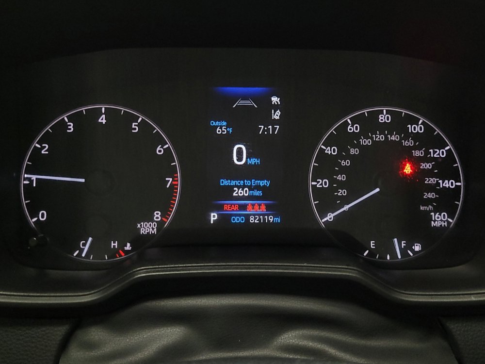 Used 2023 Toyota Corolla LE w/ LE Convenience Package FWD image 23