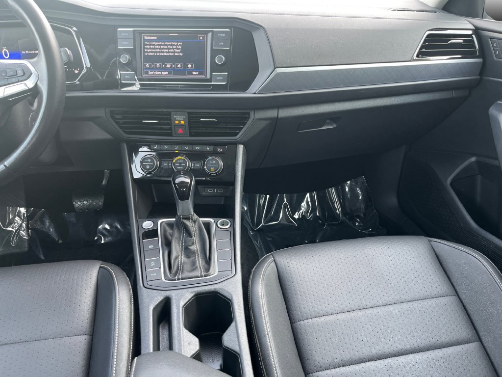 Used 2024 Volkswagen Jetta SE FWD image 11
