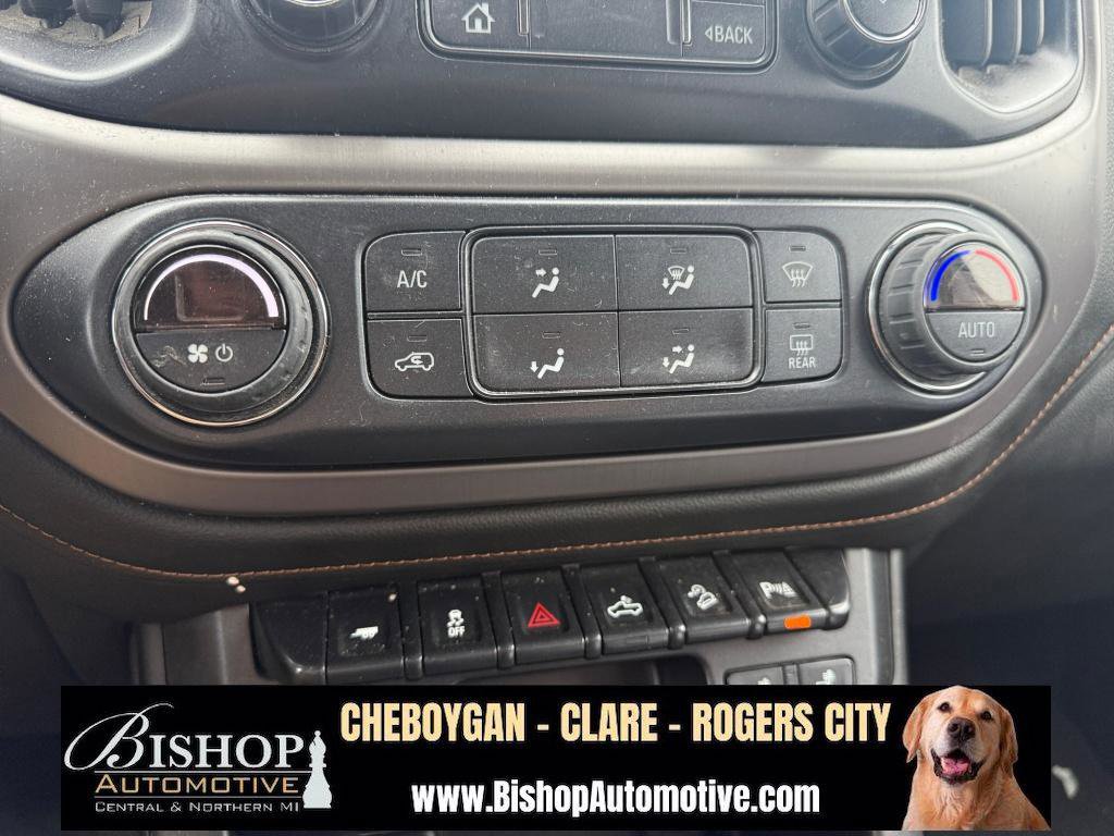 Used 2022 GMC Canyon AT4 image 28