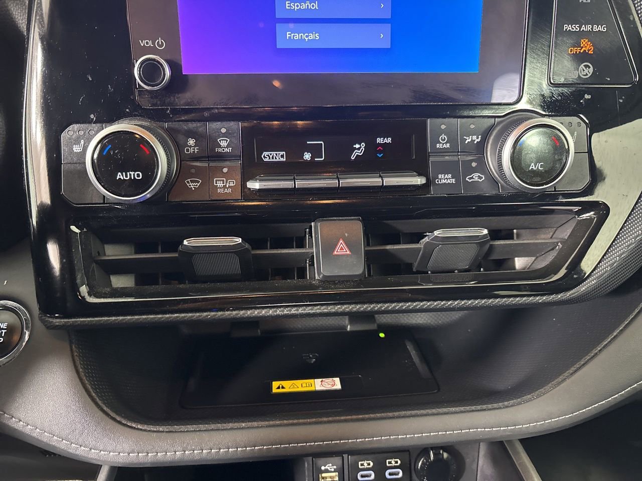 Used 2023 Toyota Highlander XSE image 19
