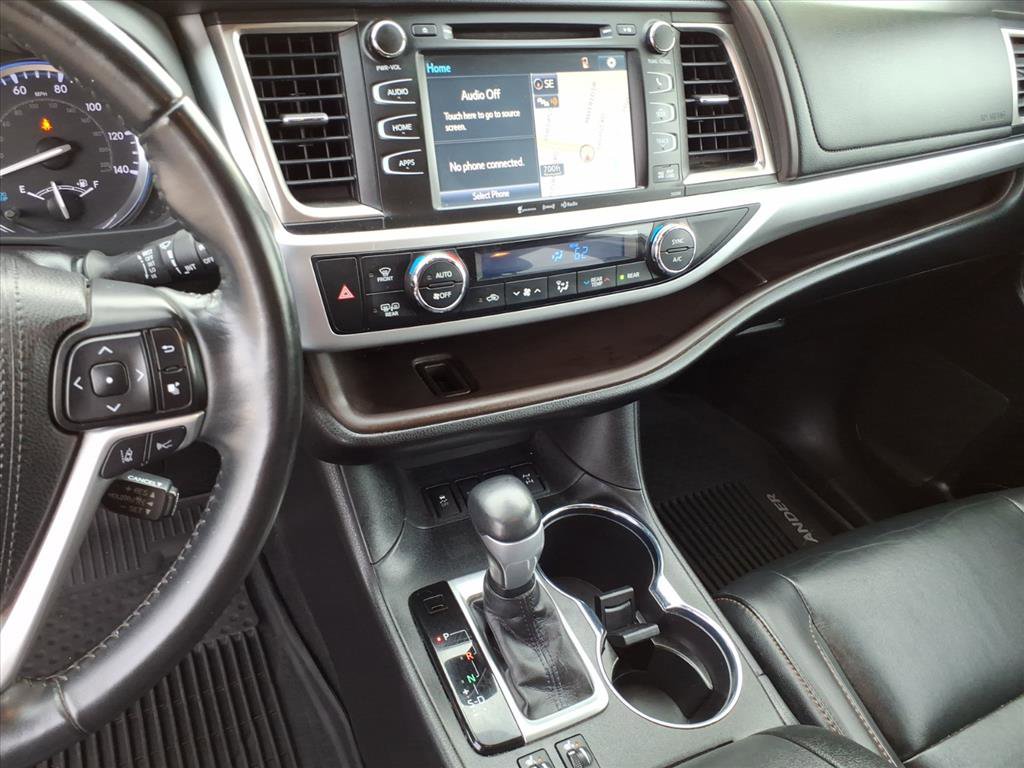 Used 2019 Toyota Highlander XLE image 35