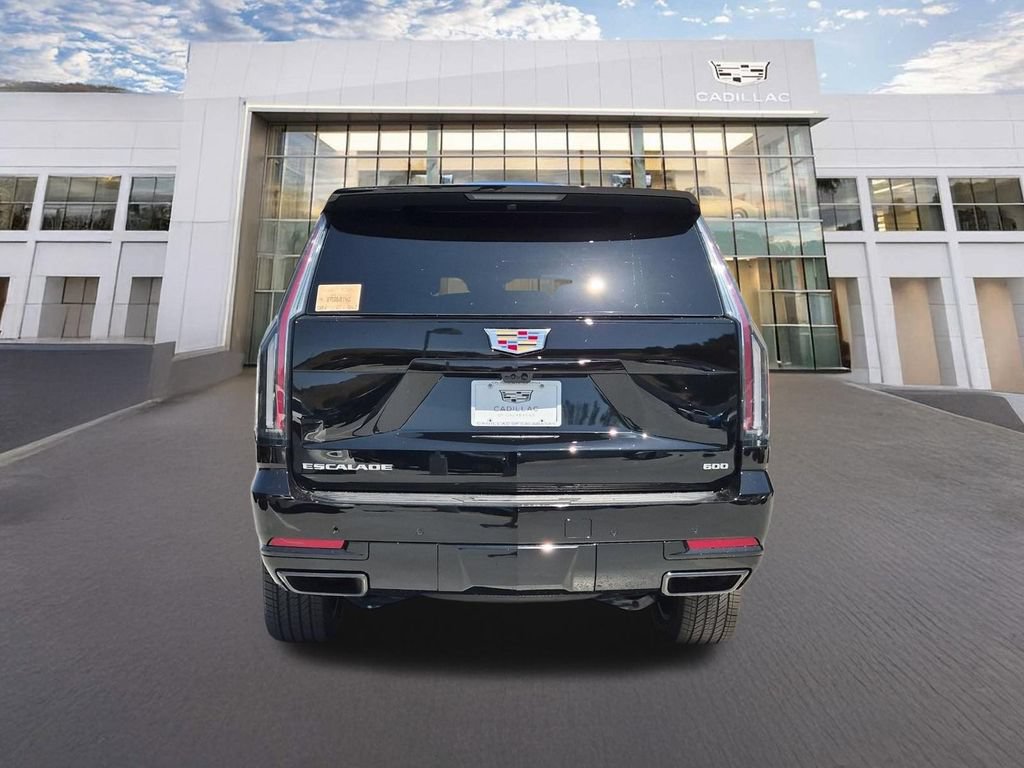New 2026 Cadillac Escalade Sport AWD/4WD image 4