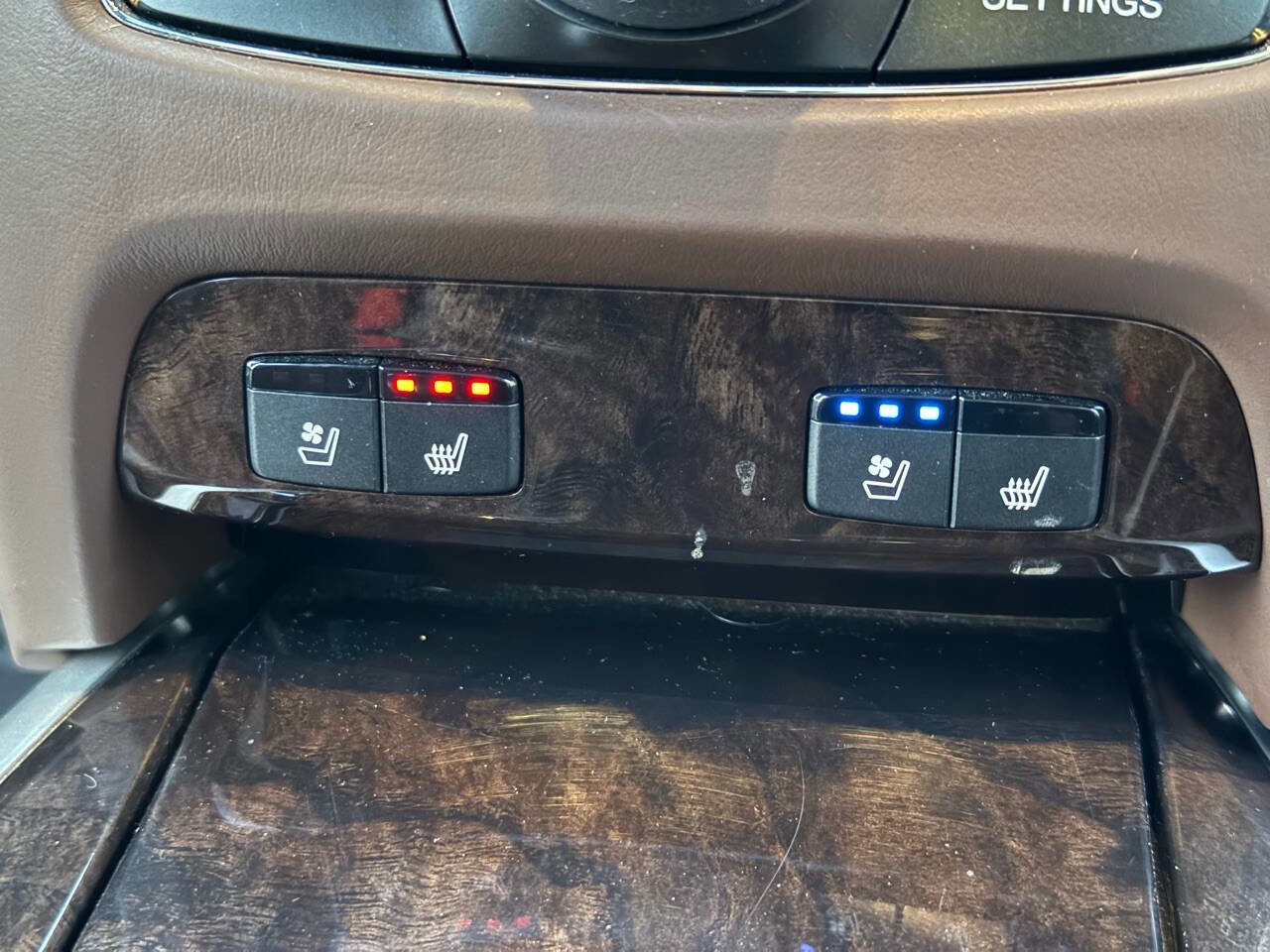 Used 2018 Acura RLX Sport Hybrid w/ Advance Pkg image 25