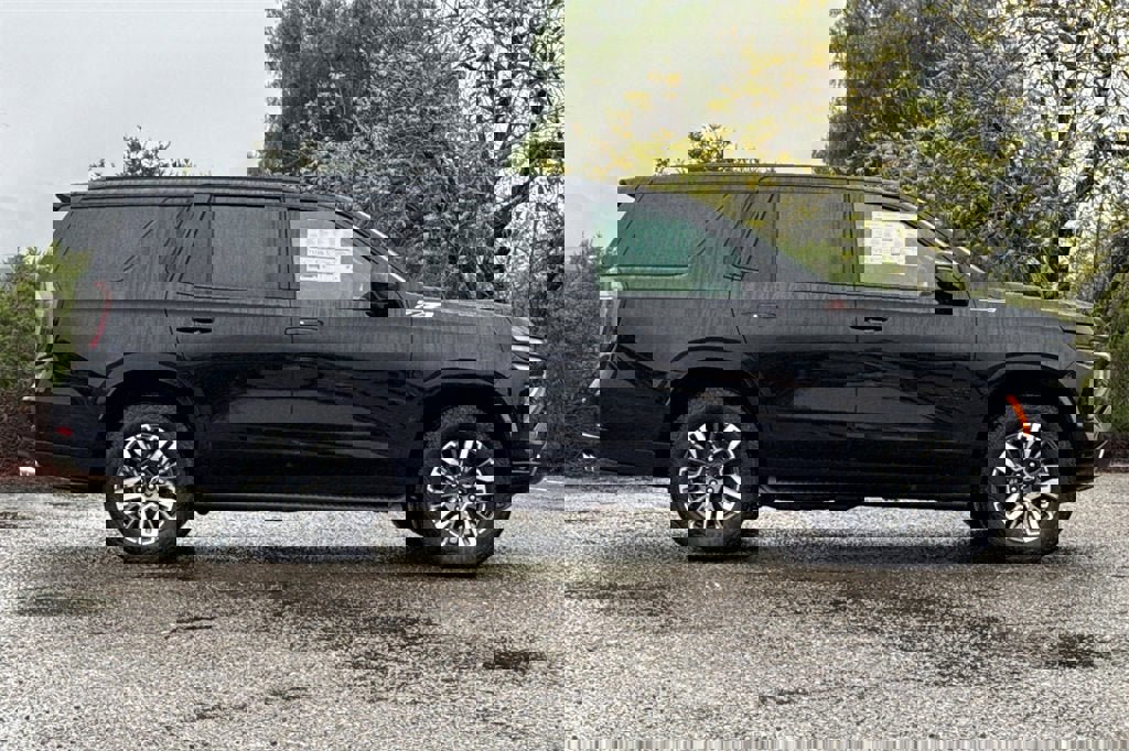 New 2026 Chevrolet Tahoe Z71 image 3