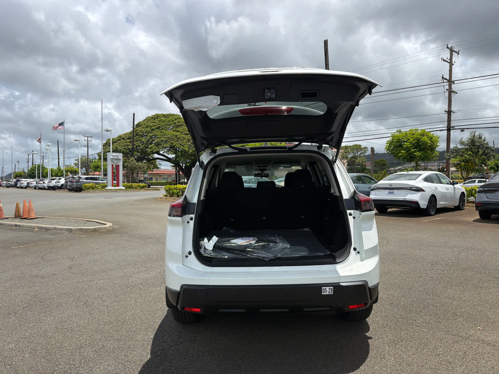 New 2026 Nissan Rogue S FWD image 11