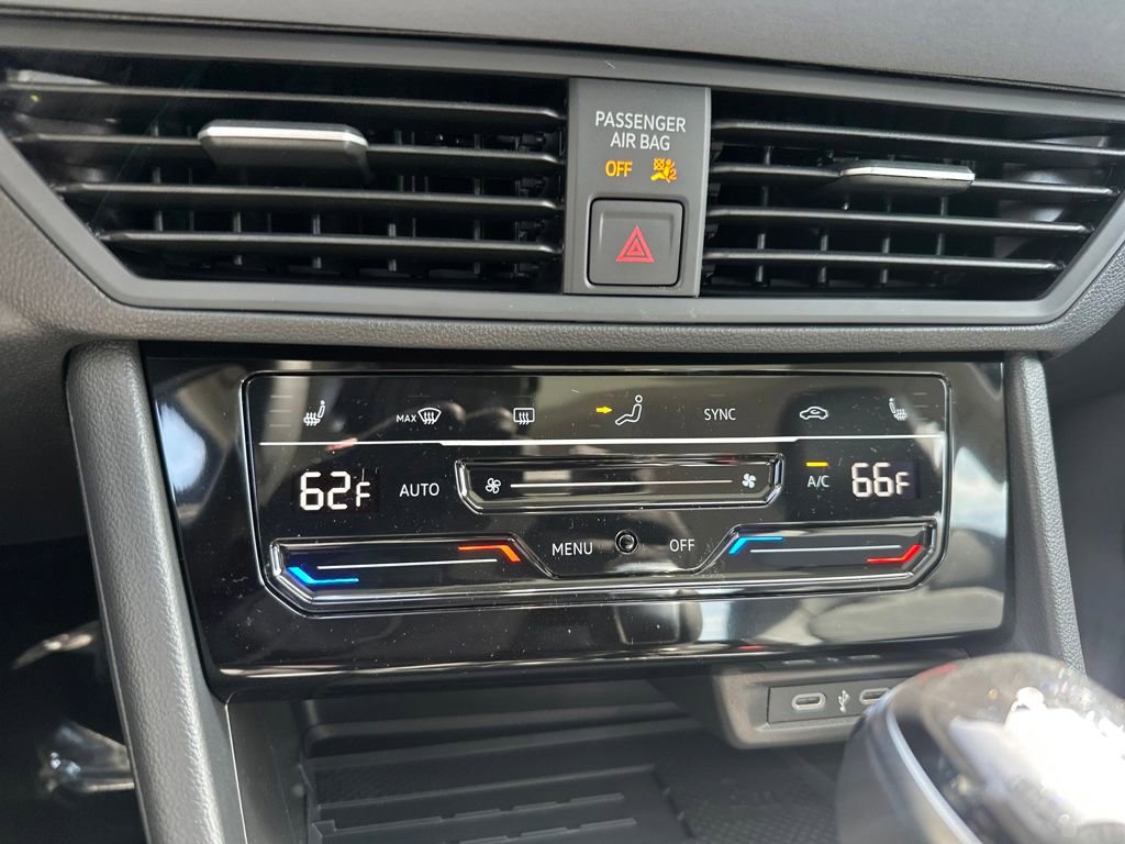 New 2026 Volkswagen Jetta SE image 22