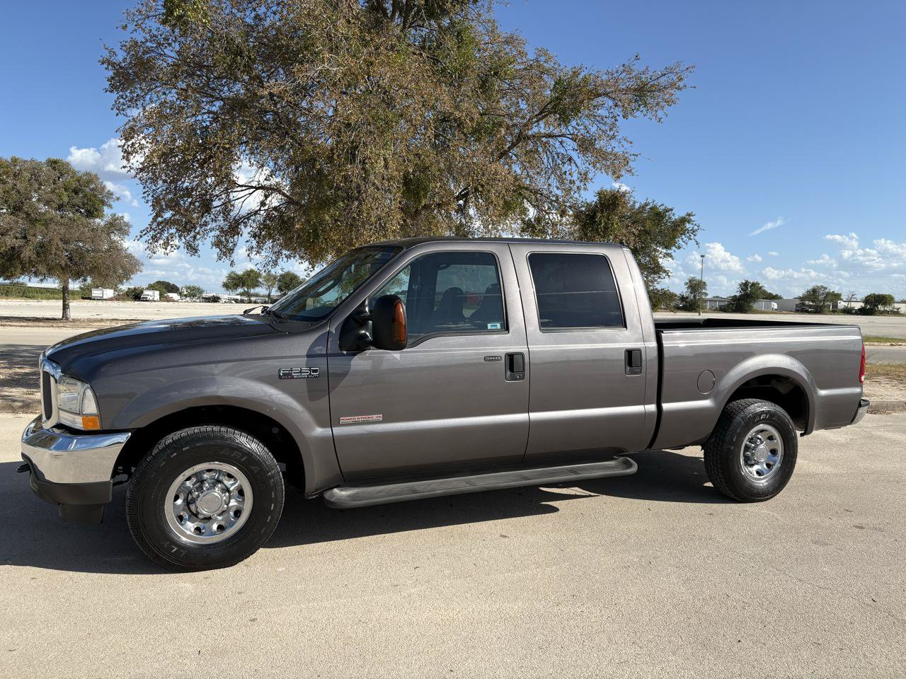 Used 2004 Ford F250 XLT RWD image 3