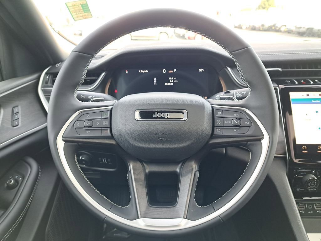 New 2025 Jeep Grand Cherokee L Limited w/ Luxury Tech Group II image 19