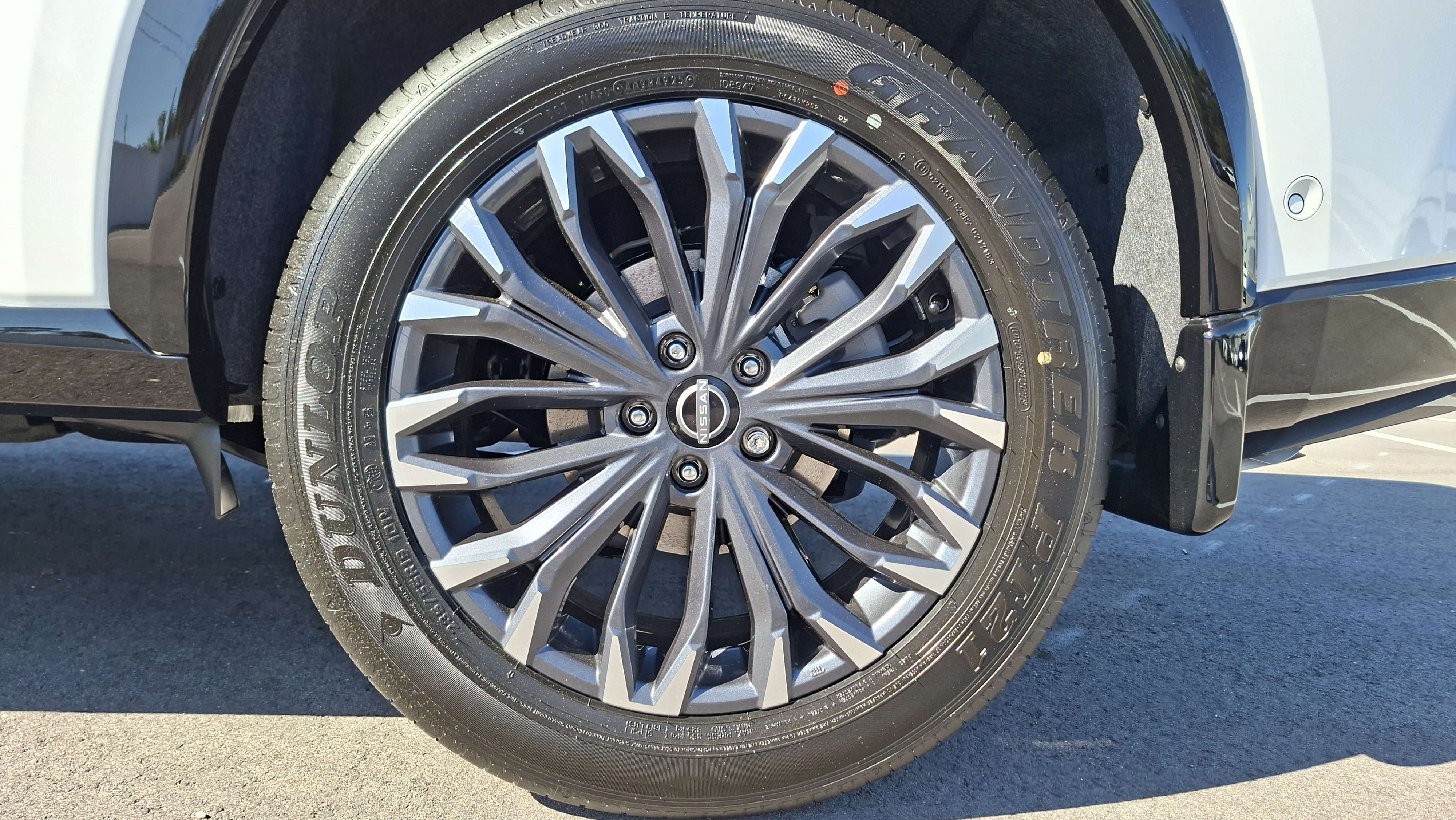 New 2026 Nissan Rogue Platinum image 16