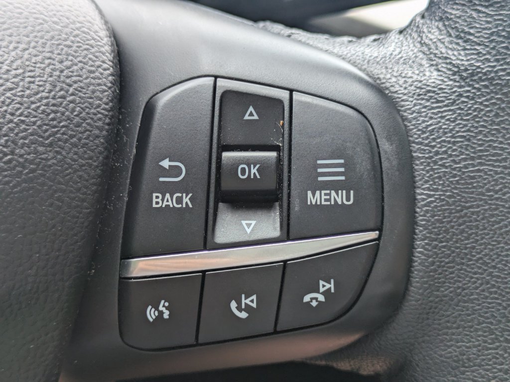 Used 2020 Ford Escape SE Sport FWD image 25