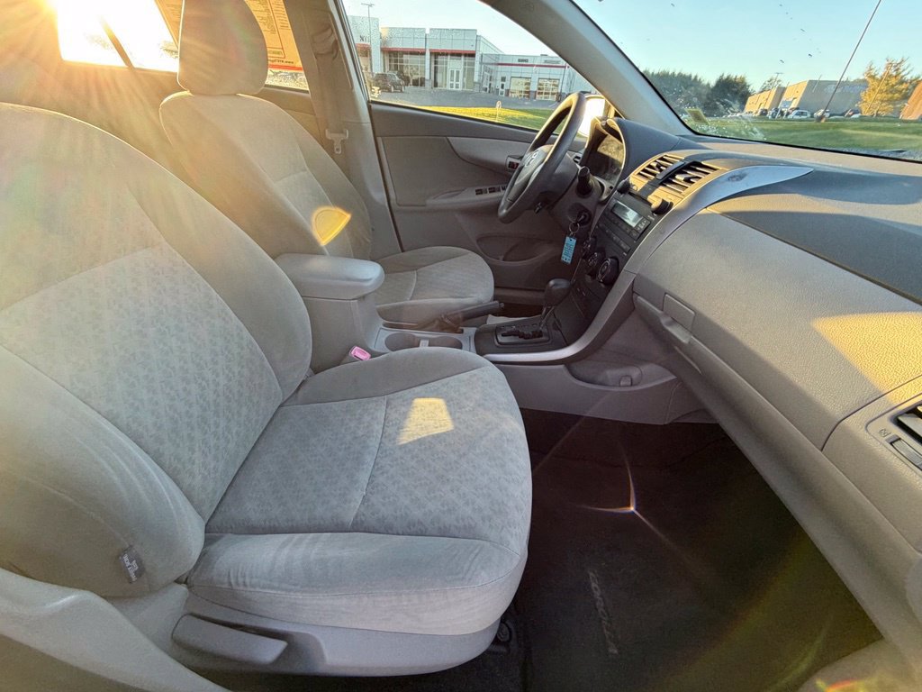 Used 2009 Toyota Corolla LE w/ All Weather Guard Pkg FWD image 33