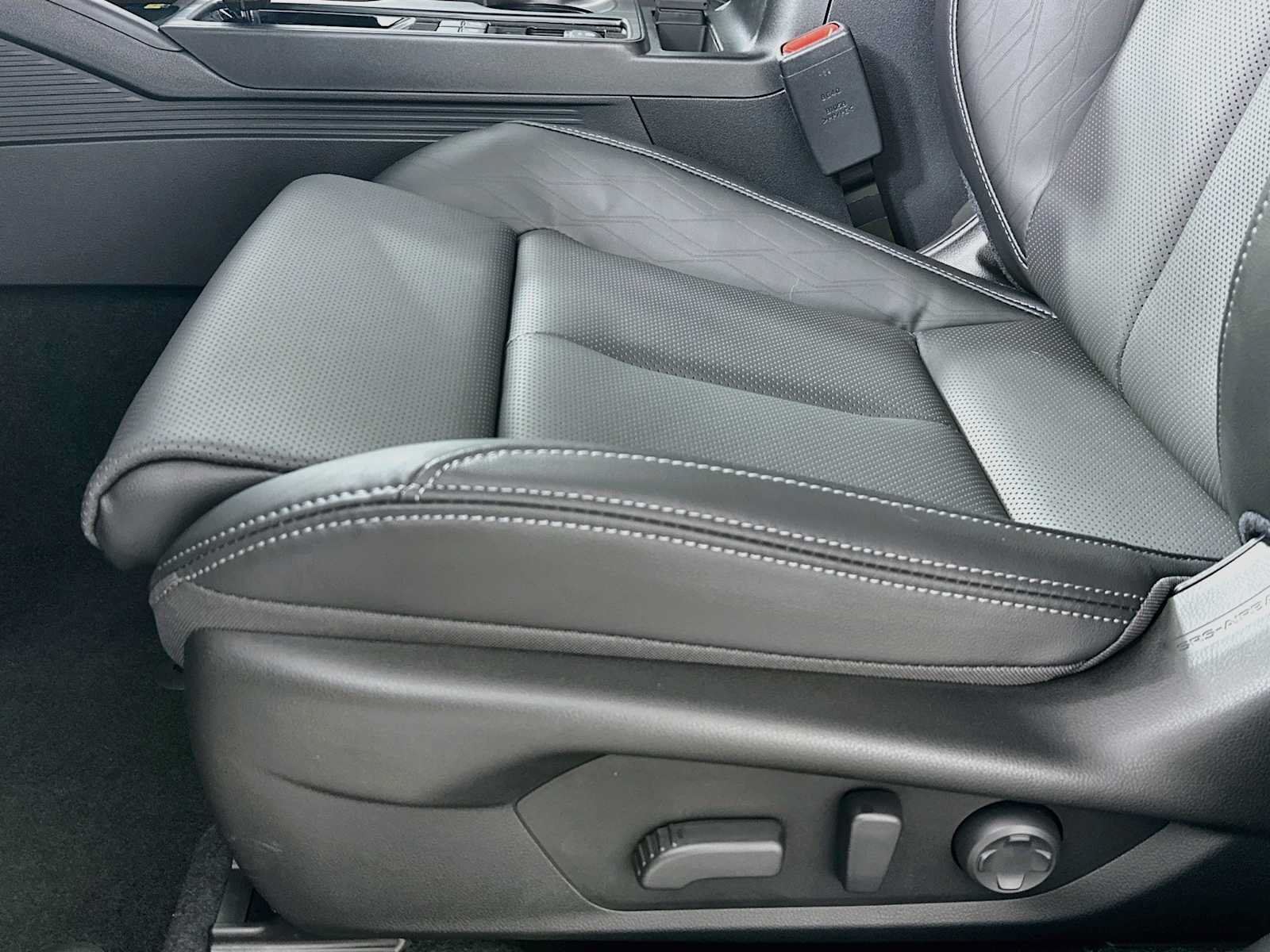 New 2026 Subaru Outback Touring XT AWD/4WD image 18