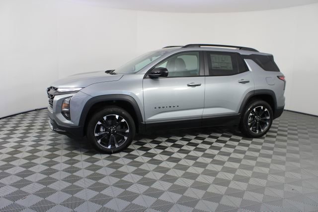 New 2026 Chevrolet Equinox RS w/ Convenience Package III image 2