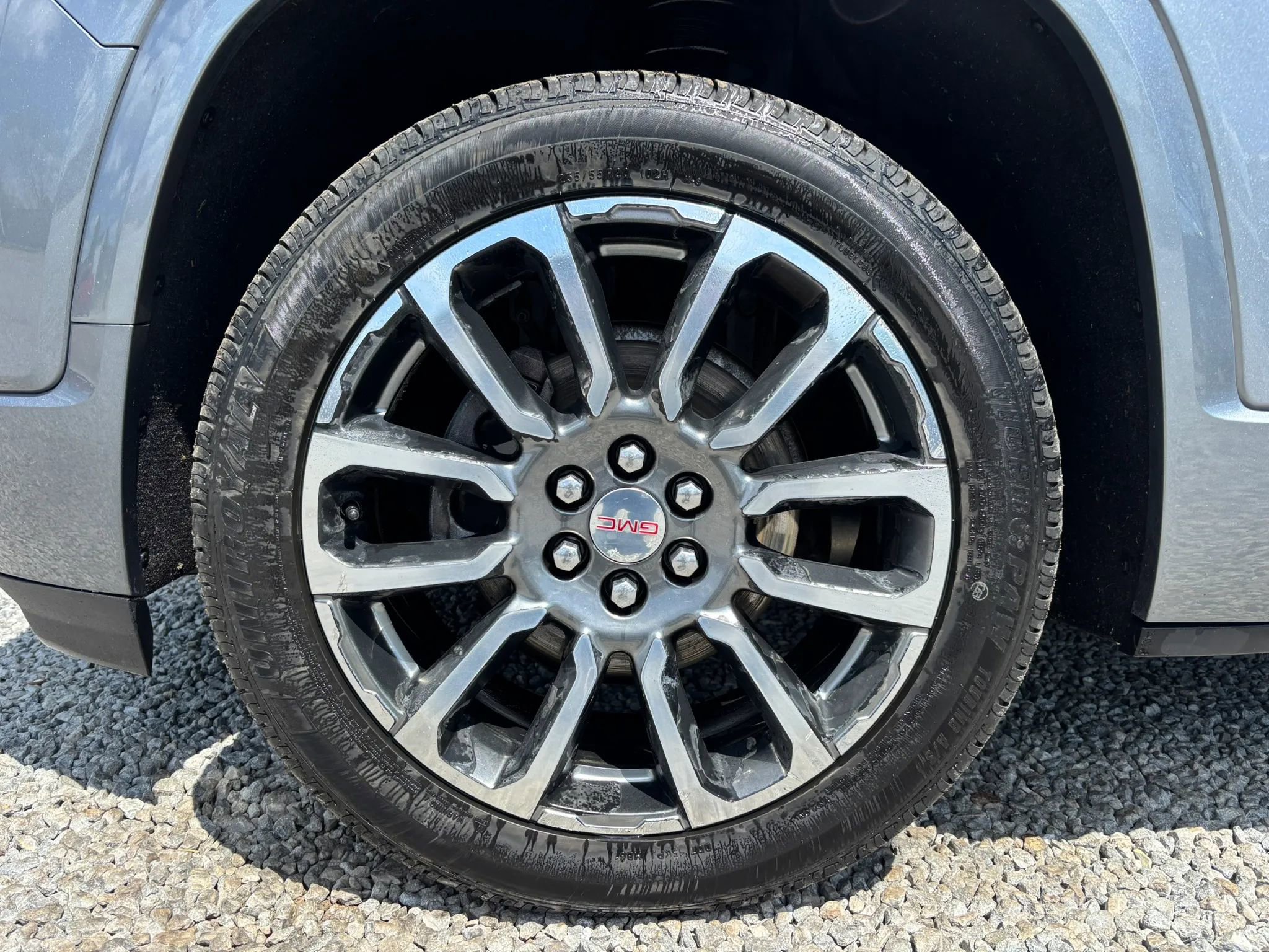 Used 2020 GMC Acadia Denali w/ Denali Ultimate Package AWD/4WD image 12
