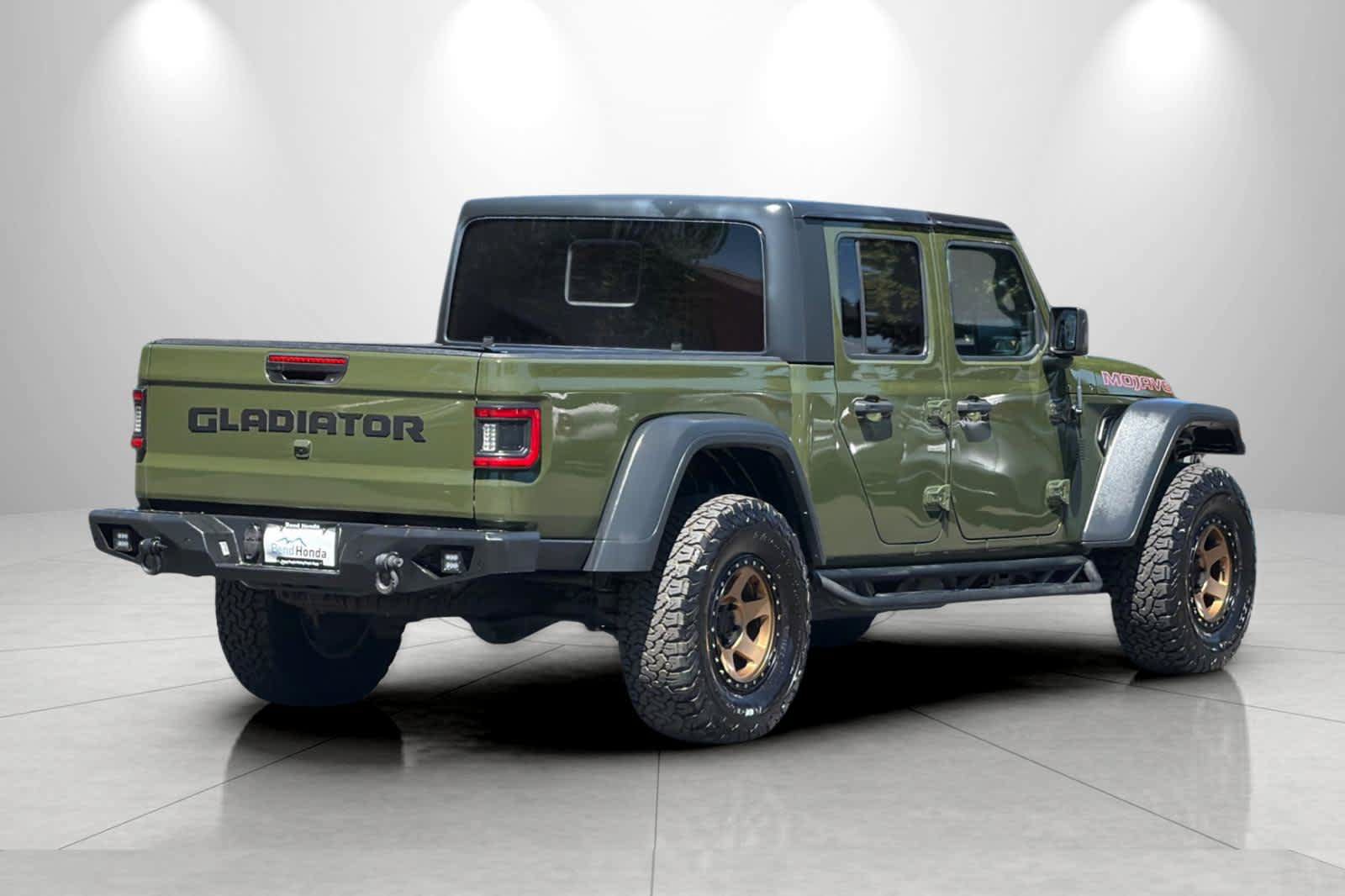 Used 2021 Jeep Gladiator Mojave AWD/4WD image 2