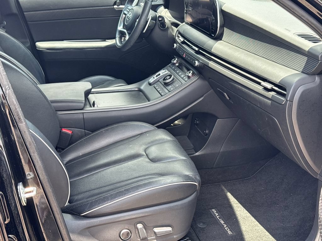 Used 2023 Hyundai Palisade Limited FWD image 15