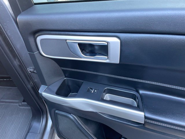 Used 2021 Ford Explorer XLT w/ Equipment Group 202A AWD/4WD image 56