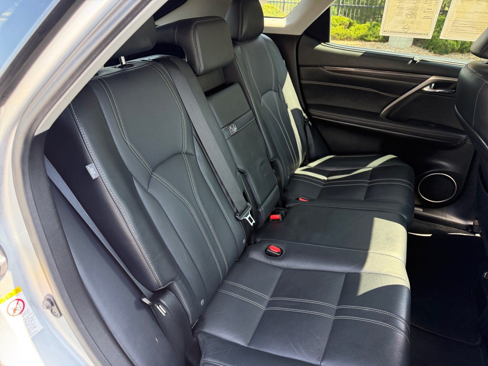 Used 2017 Lexus RX 450h AWD w/ Luxury Package image 18