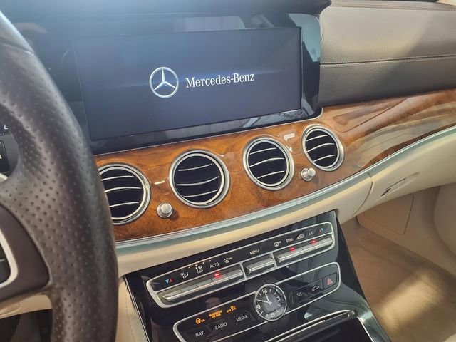 Used 2017 Mercedes-Benz E 300 4MATIC image 11
