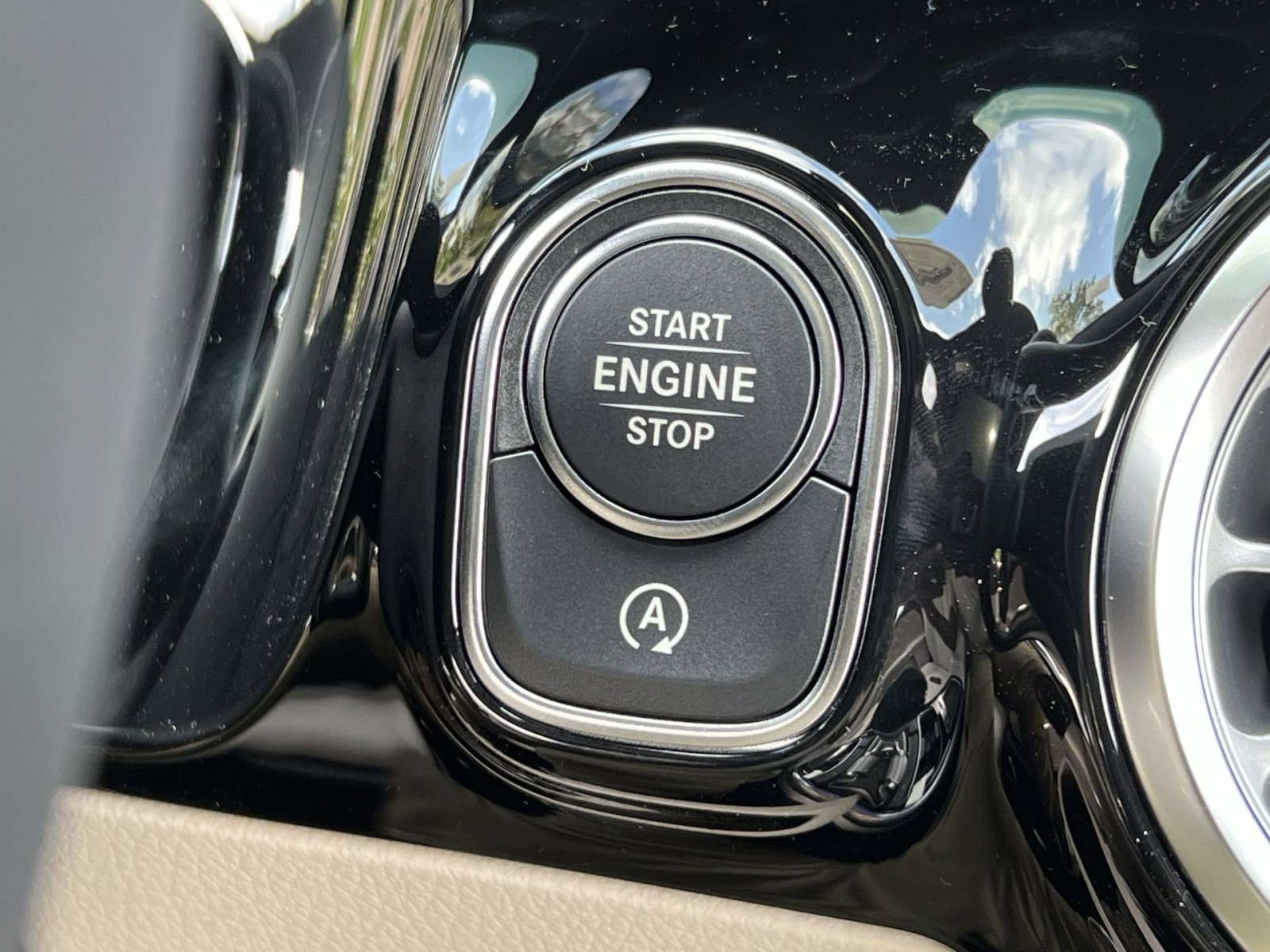 Certified 2026 Mercedes-Benz GLA 250 4MATIC image 31