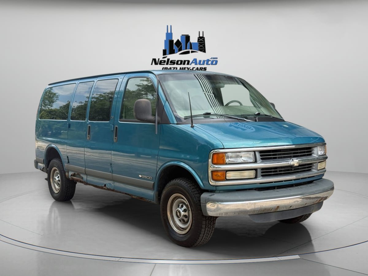 Used 1998 Chevrolet Express 2500 Passenger w/ Preferred Equipment Group RWD image 1