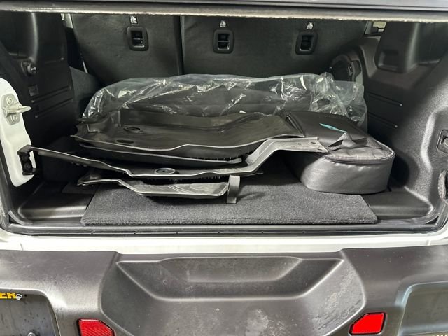 Used 2023 Jeep Wrangler Unlimited w/ Cold Weather Group image 26