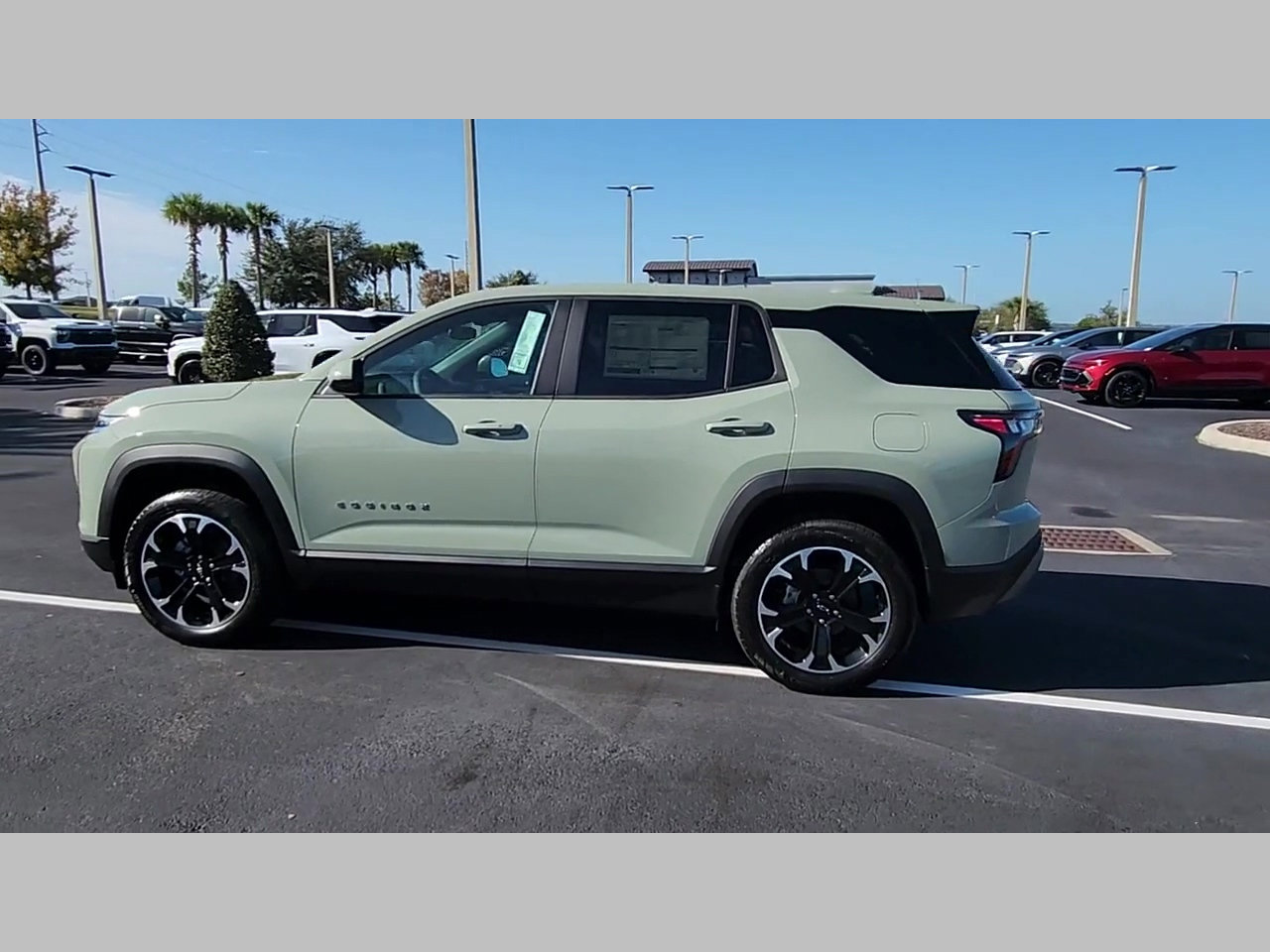 New 2026 Chevrolet Equinox LT w/ Convenience Package II image 17