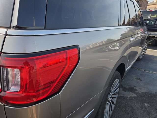 Used 2020 Lincoln Navigator L Reserve w/ Luxury Package AWD/4WD image 8