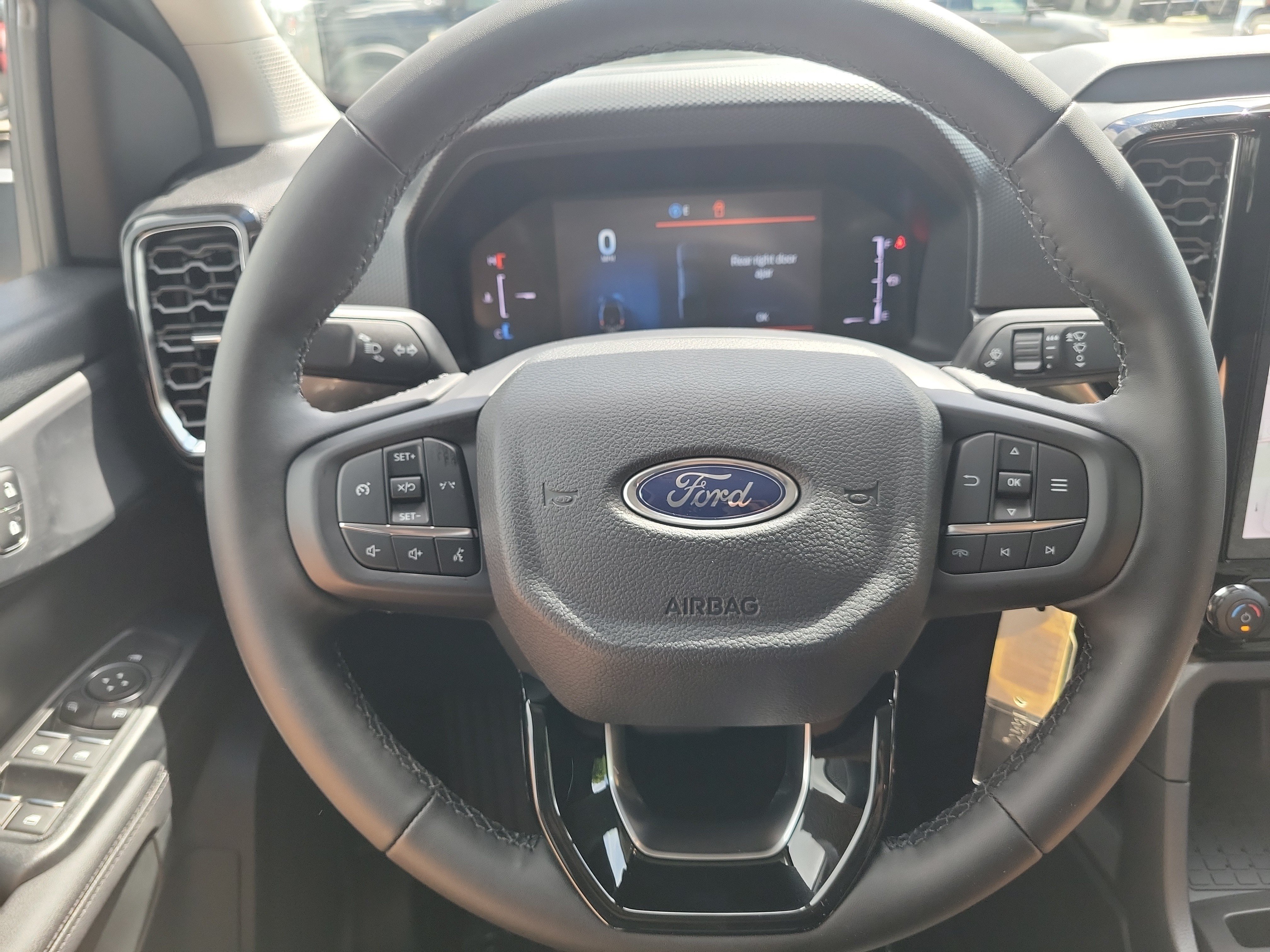 New 2026 Ford Ranger XLT w/ Black Appearance Package RWD image 20