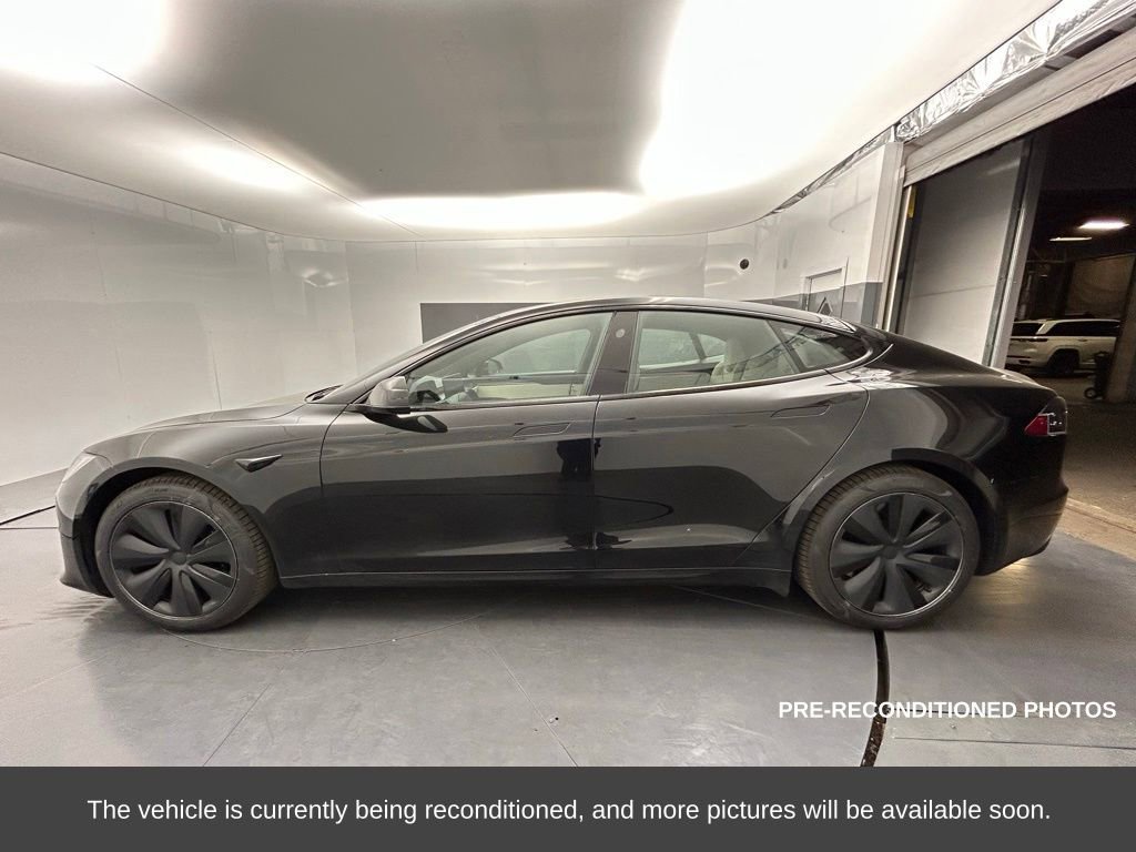 Used 2021 Tesla Model S Plaid image 2