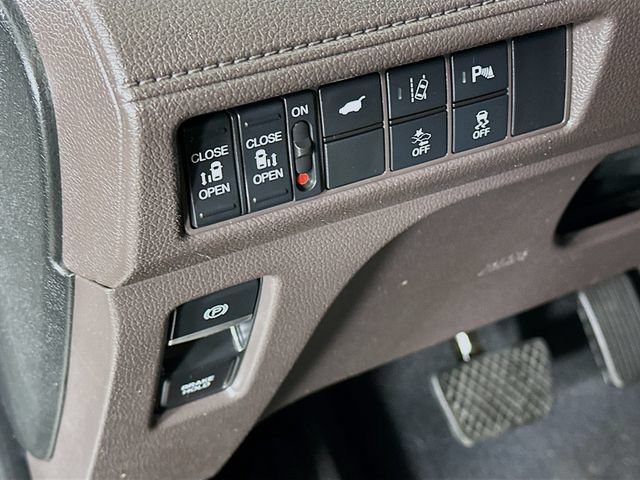 Certified 2020 Honda Odyssey Elite image 26