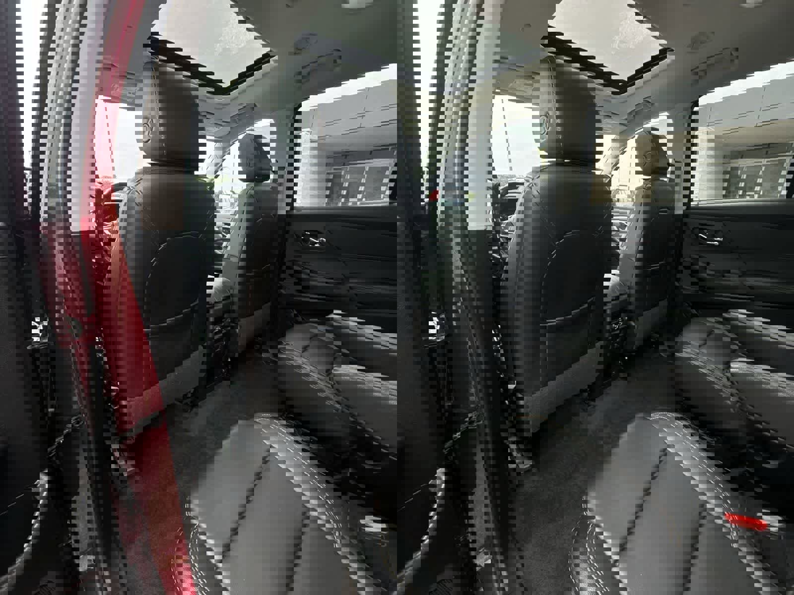 Used 2019 Chevrolet Traverse LT w/ LT Premium Package image 19