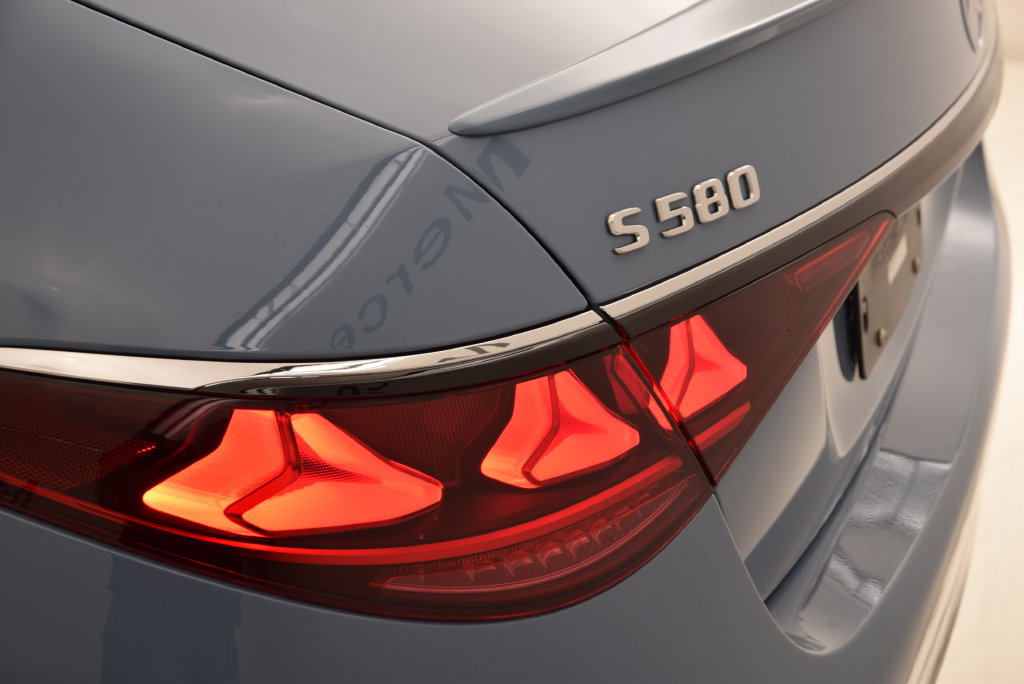 New 2027 Mercedes-Benz S 580 4MATIC Sedan image 13