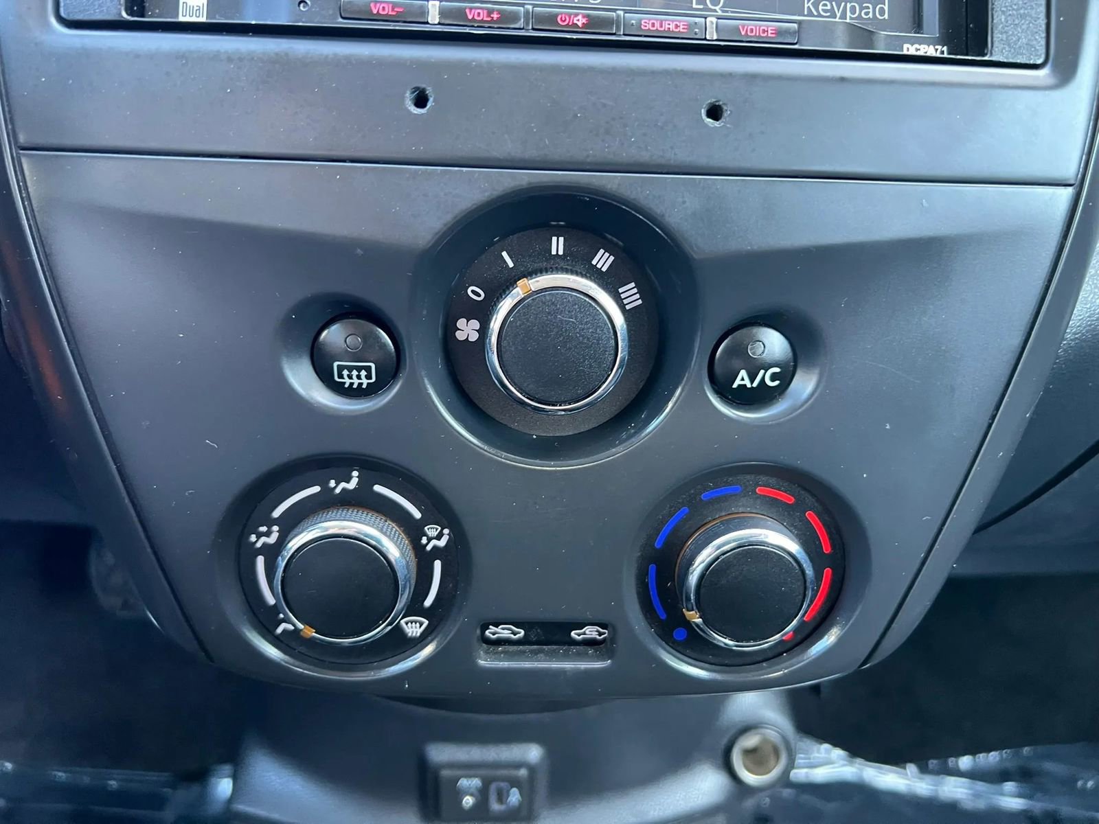 Used 2019 Nissan Versa S FWD image 16