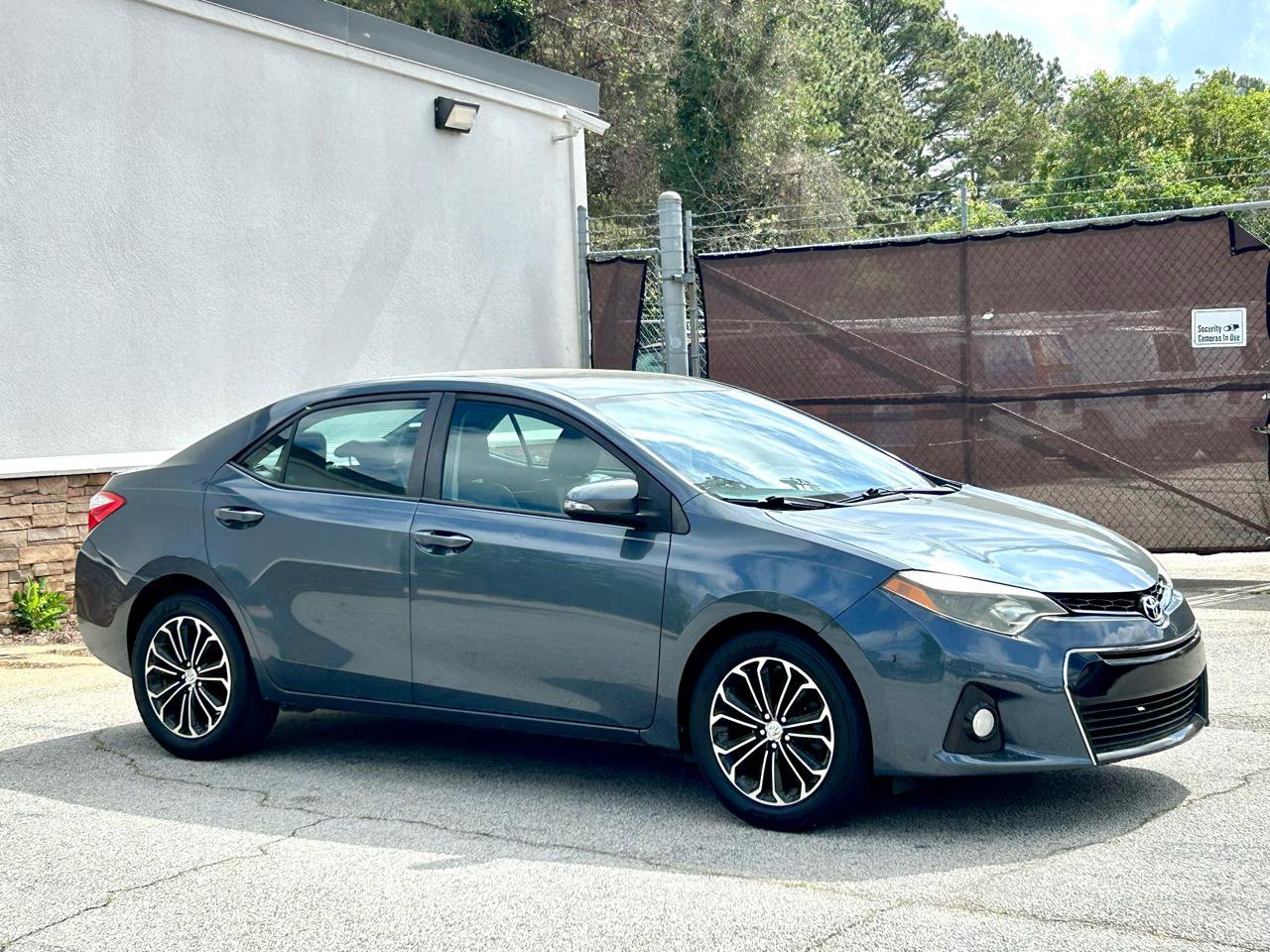 Used 2015 Toyota Corolla S FWD image 6