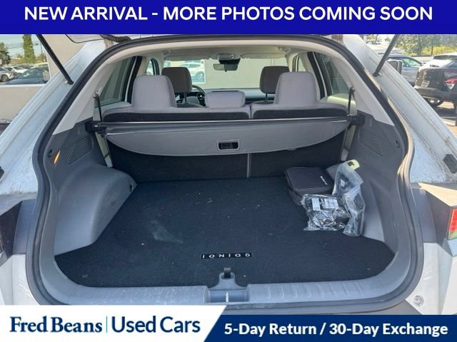 Used 2023 Hyundai Ioniq 5 SE AWD/4WD image 6